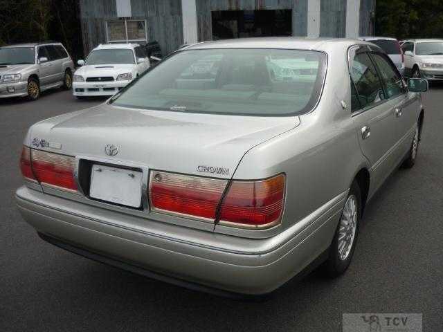 2000 Toyota Crown