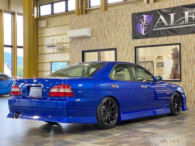 2000 Nissan Laurel