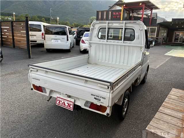 2000 Mitsubishi Minicab Truck