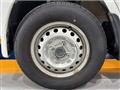 2000 Mitsubishi Minicab Truck