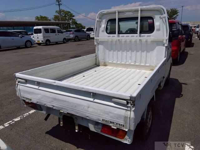 2000 Mitsubishi Minicab Truck
