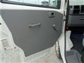 2000 Mitsubishi Minicab Truck