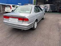 2000 Nissan Sunny