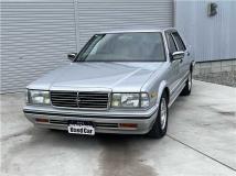 2000 Nissan Cedric
