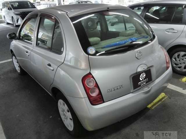 2003 Nissan March