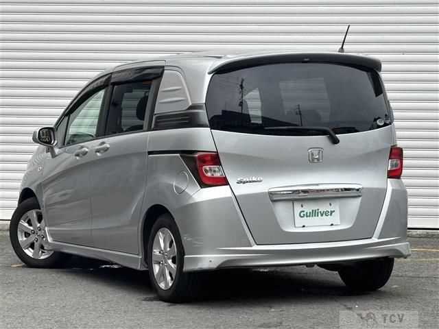 2011 Honda Freed Spike
