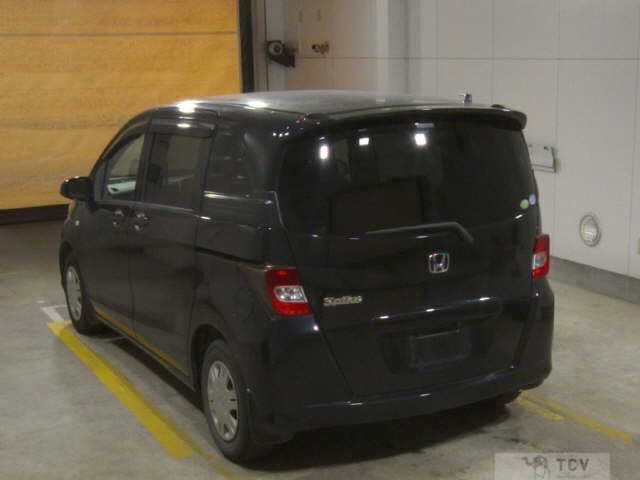 2011 Honda Freed Spike