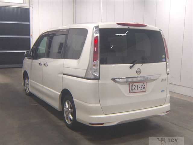 2011 Nissan Serena
