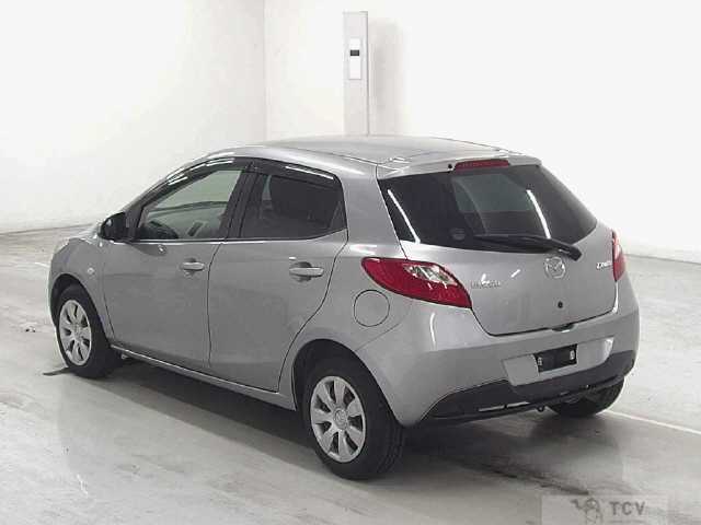 2013 Mazda Demio