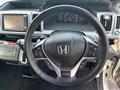 2013 Honda Step WGN