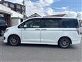 2013 Honda Step WGN