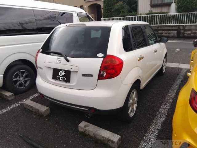 2006 Mazda Verisa