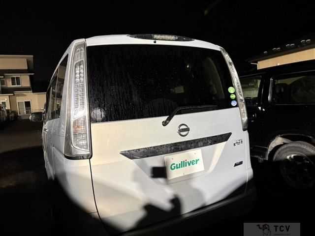 2013 Nissan Serena