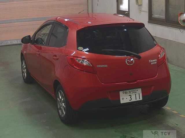 2013 Mazda Demio