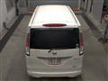2011 Nissan Serena