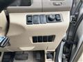 2002 Nissan Serena