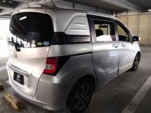 2011 Honda Freed Spike