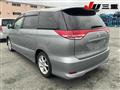2008 Toyota Estima