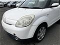 2006 Mazda Verisa