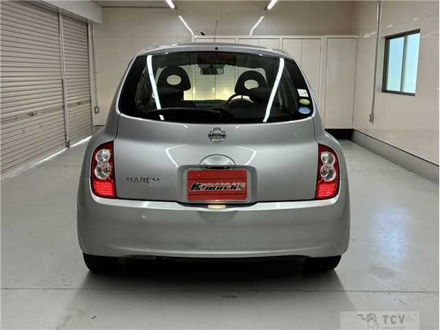 2010 Nissan March
