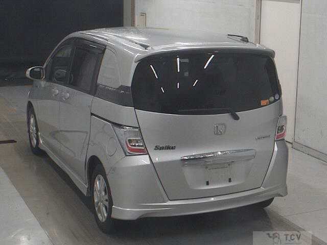 2012 Honda Freed Spike
