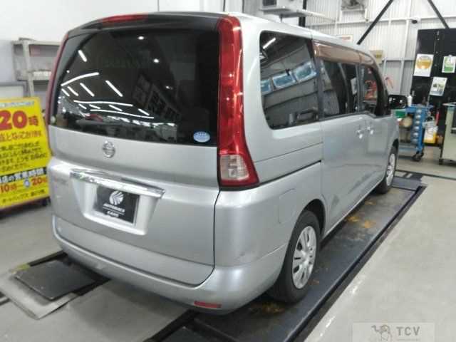 2008 Nissan Serena
