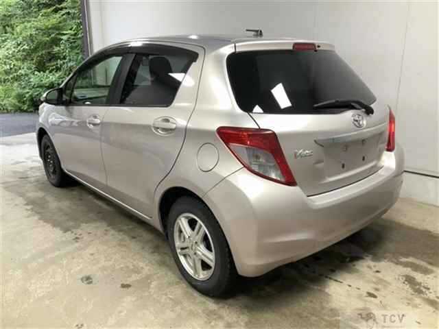2012 Toyota Vitz