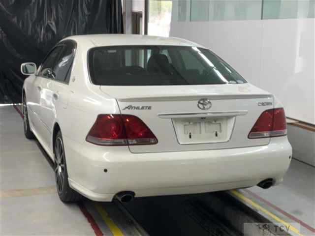 2005 Toyota Crown