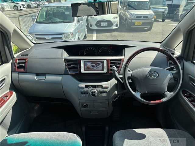 2006 Toyota Noah
