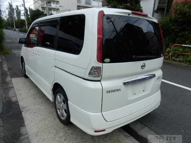 2009 Nissan Serena