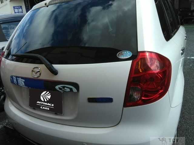 2012 Mazda Verisa