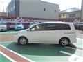 2012 Toyota Isis