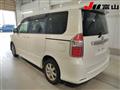 2007 Toyota Noah