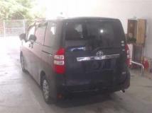 2013 Toyota Noah