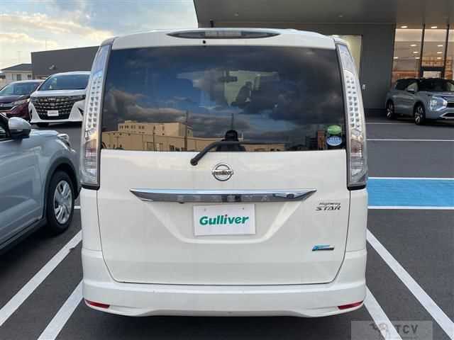 2012 Nissan Serena