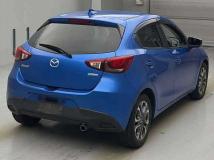 2017 Mazda Demio