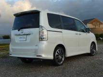 2008 Toyota Voxy
