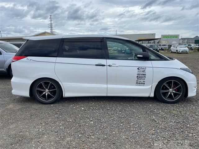 2007 Toyota Estima