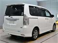2010 Toyota Voxy