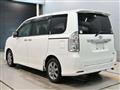2010 Toyota Voxy
