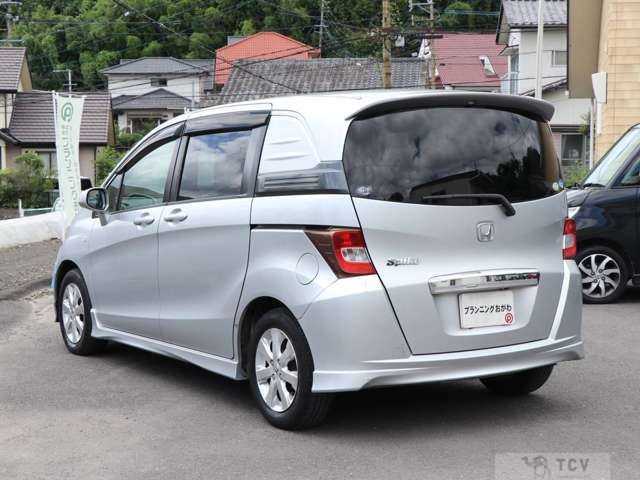2010 Honda Freed Spike