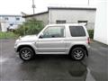 2005 Mitsubishi Pajero Mini