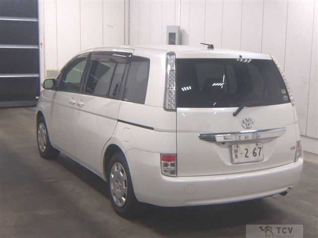 2014 Toyota Isis