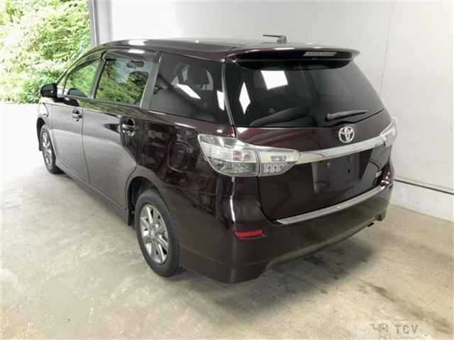 2013 Toyota Wish