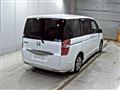 2013 Honda Step WGN