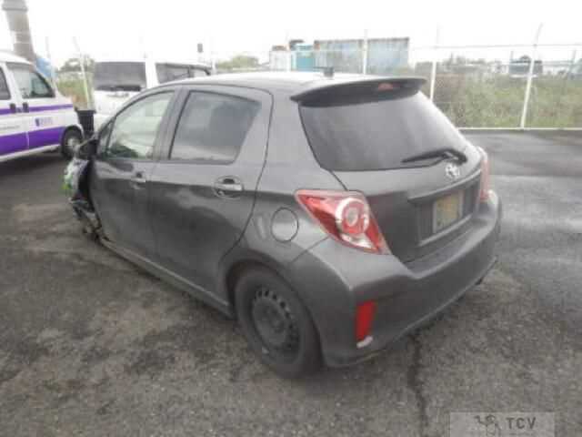 2013 Toyota Vitz