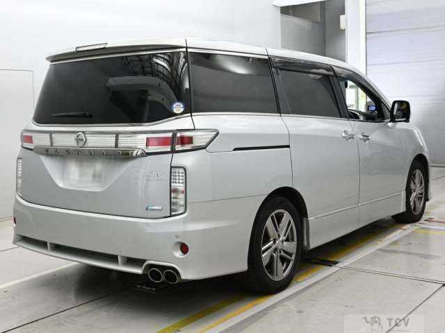2012 Nissan Elgrand