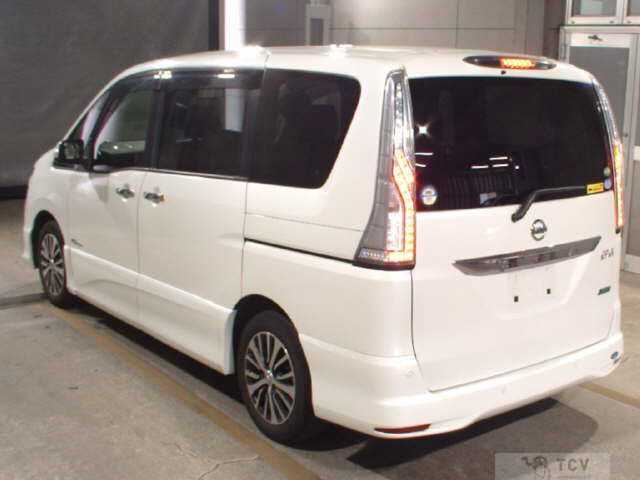 2015 Nissan Serena