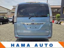 2013 Nissan Serena