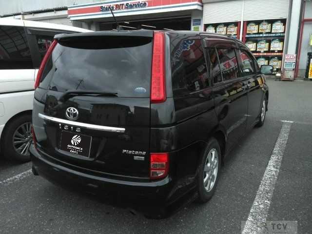 2010 Toyota Isis